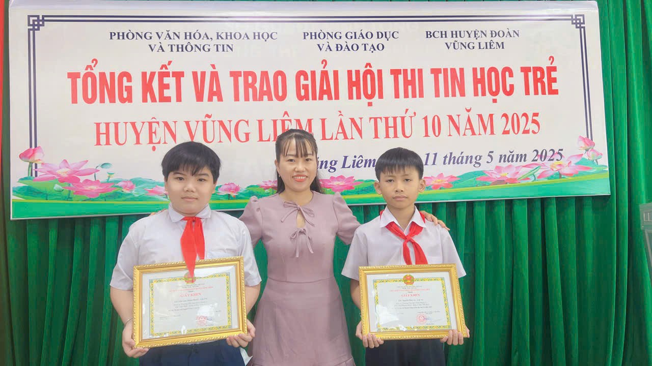 CÔ GIÁO TRẺ NGUYỄN THỊ HỒNG PHẤN – NGƯỜI TRUYỀN CẢM HỨNG VỀ ĐỔI MỚI VÀ CHUYỂN ĐỔI SỐ TRONG GIÁO DỤC